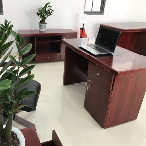 Thanh lý bàn trưởng phòng 1m2 có hộc TLBGDK13 1 Thanh lý bàn trưởng phòng 1m2 có hộc mới 100%