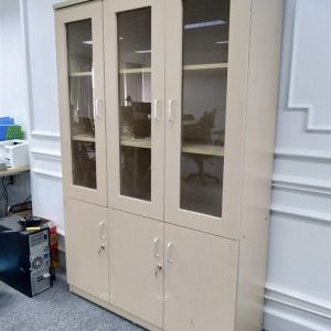Thanh lý Tủ tài liệu gỗ 3 cánh kính TLBGDK36 1 Thanh lý Tủ tài liệu gỗ 3 cánh kính